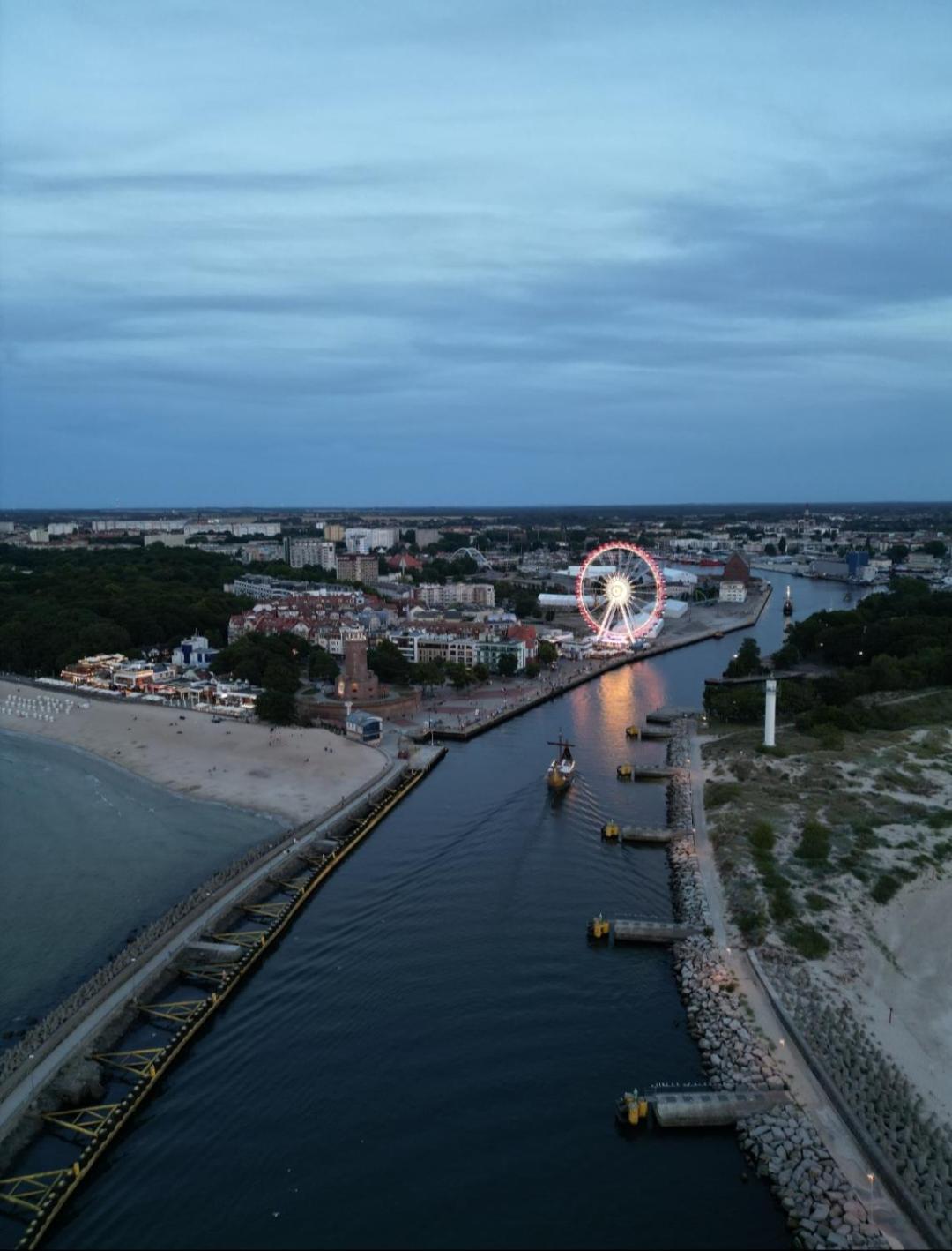 Salt Island Apartament Kolobrzeg Apartman Kültér fotó